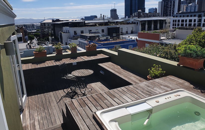 42 Napier Street - master bedroom hot tub terrace